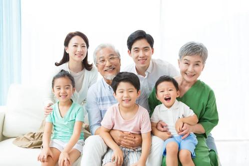 医保卡里的钱能给兄弟姐妹用吗？不慎断缴该咋办？医保最新变化，一文了解→